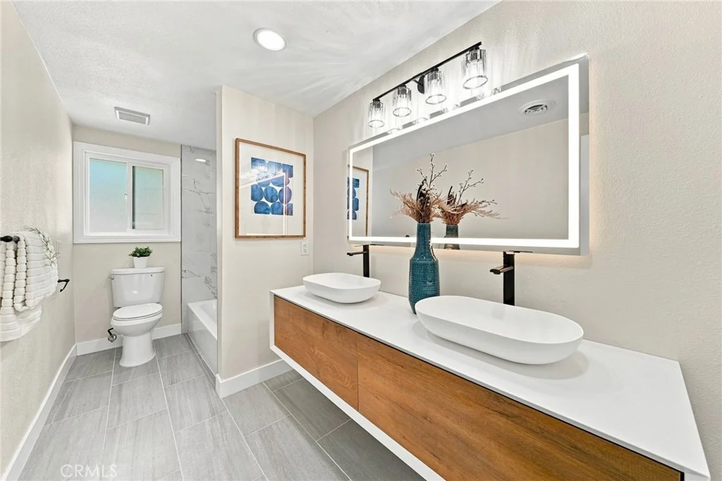 Photo of 633 Dorothy