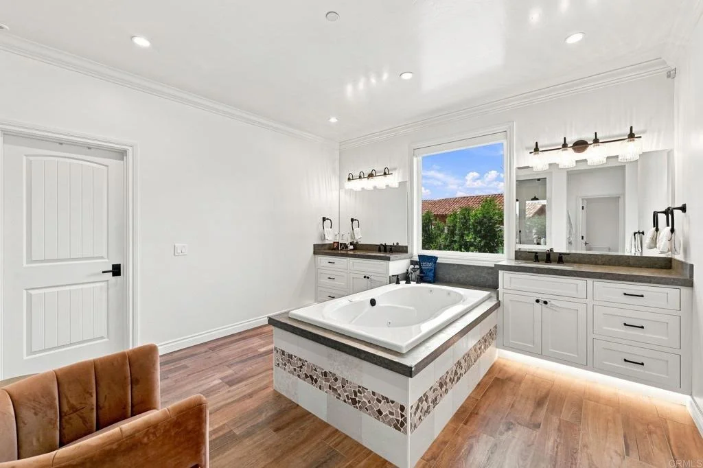 Photo of 31463 Lake Vista Circle
