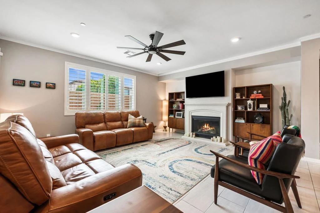 Photo of 40258 Vivaldi Court