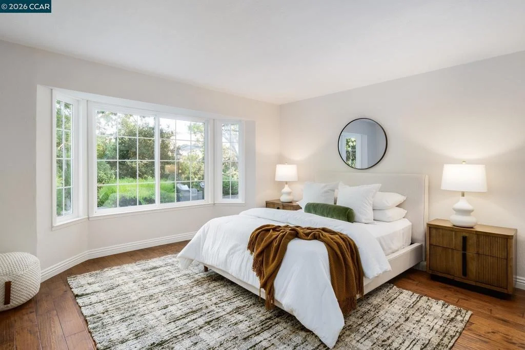 Photo of 1450 Lawrence Rd