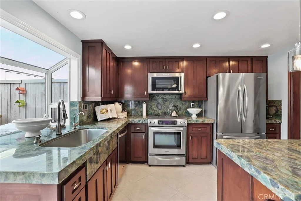 Photo of 328 Regatta Way