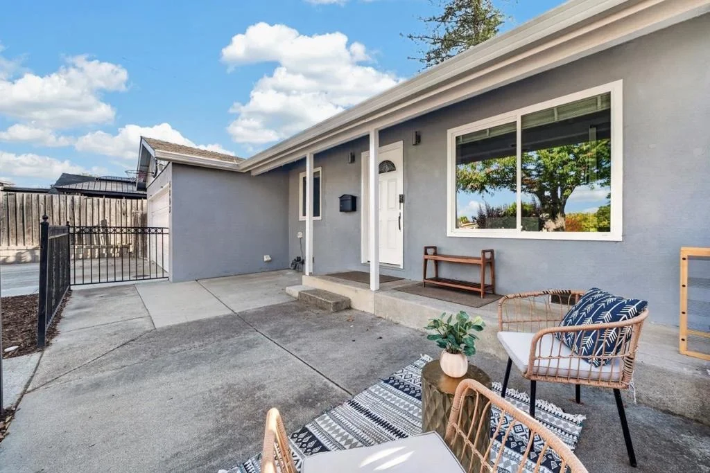 Photo of 5243 Amelia Drive