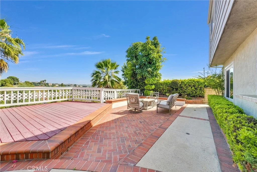 Photo of 1522 Sunbluff Drive
