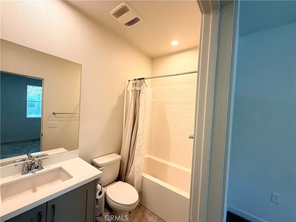 Photo of 715 Winchester Drive