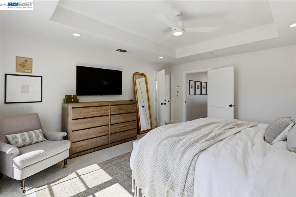 Photo of 3550 Vine St