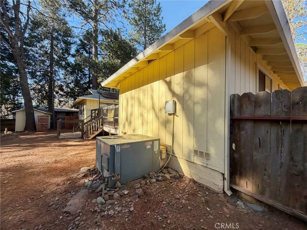 Photo of 6131 Dana Circle