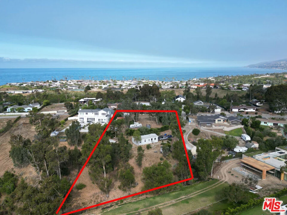 Photo of 6636 Wandermere Road