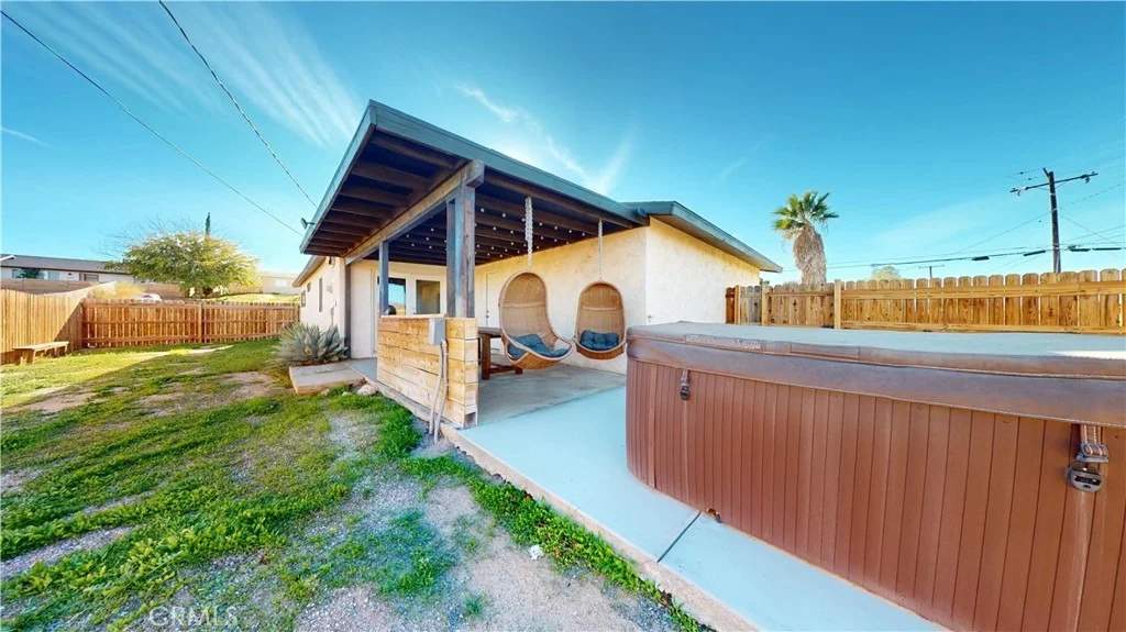Photo of 7005 Hillview