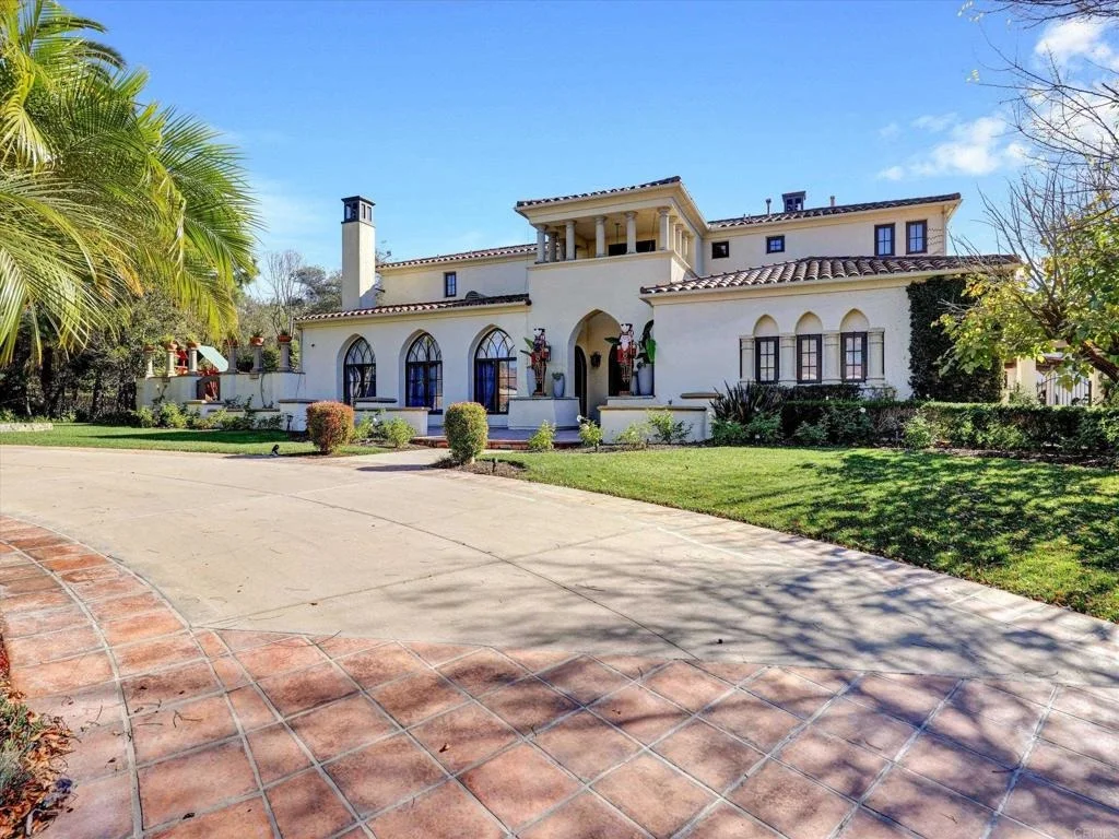 Photo of 17839 La Amapola