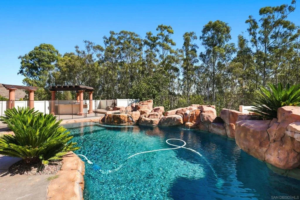Photo of 43821 Shady Creek