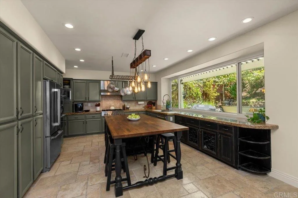 Photo of 3387 Avenida Nieve