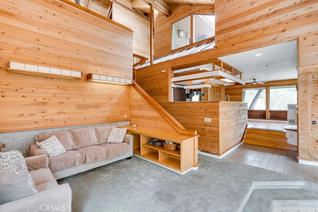 Photo of 1021 Hillcrest