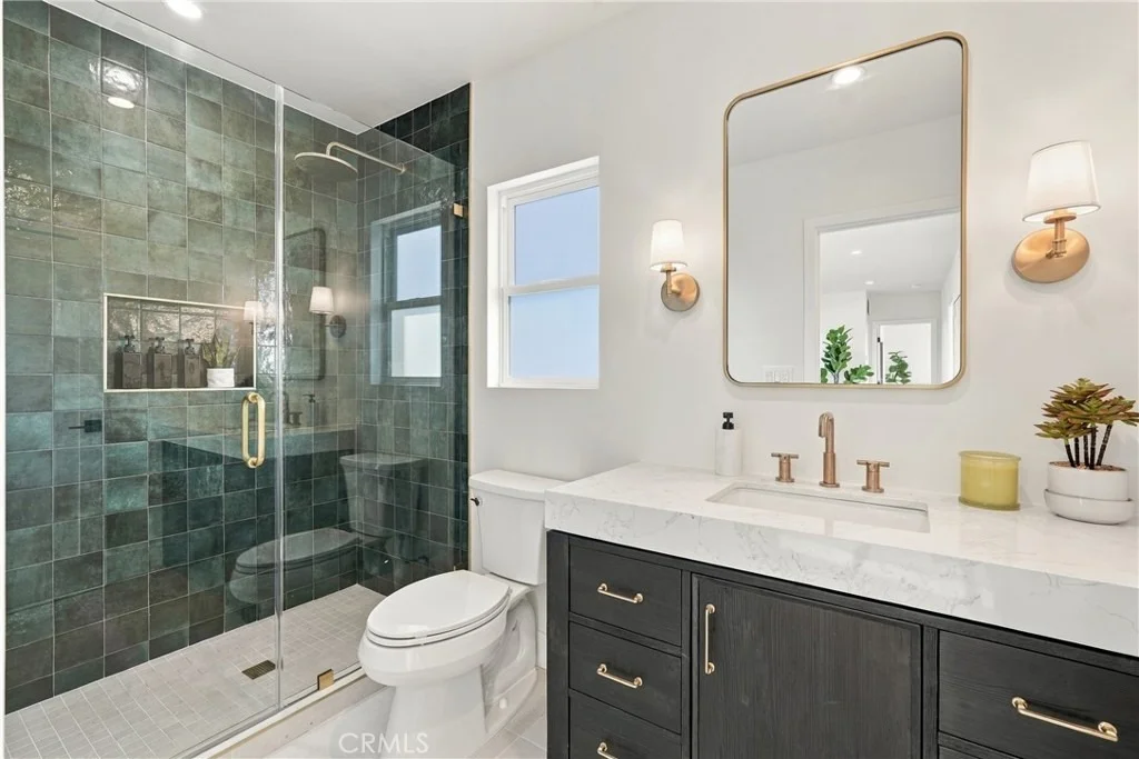 Photo of 205 Via Los Altos