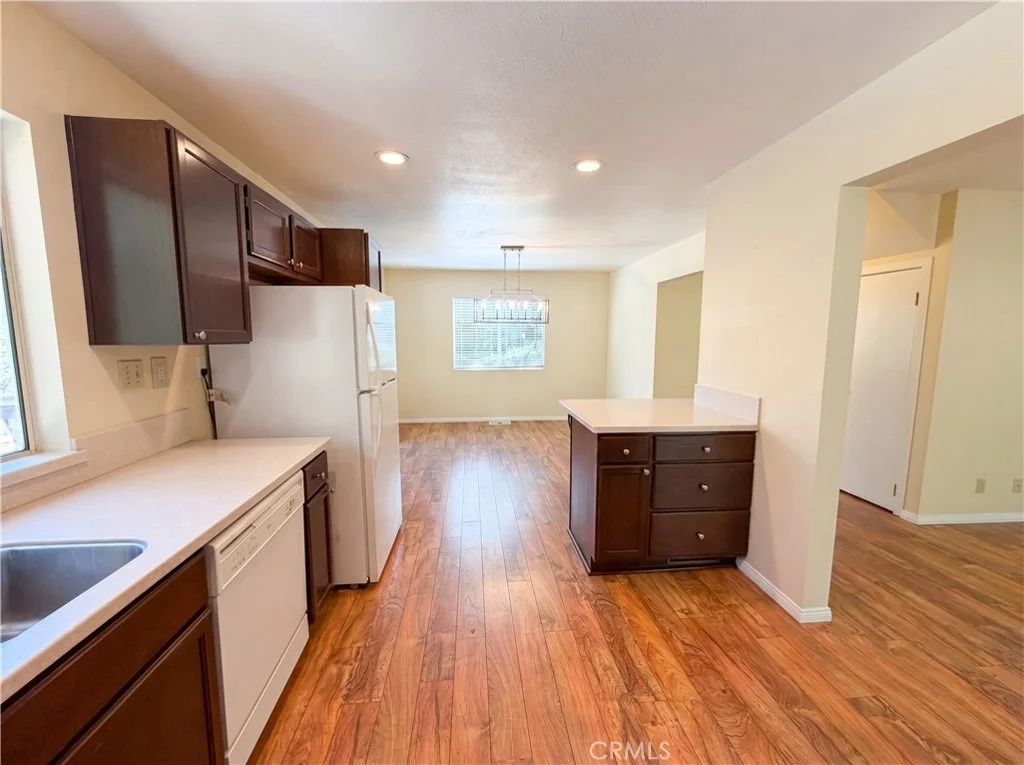Photo of 21778 Ridge
