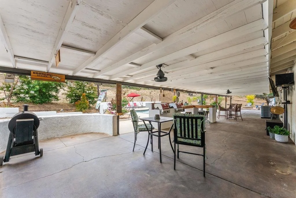 Photo of 37200 Mesa Rd