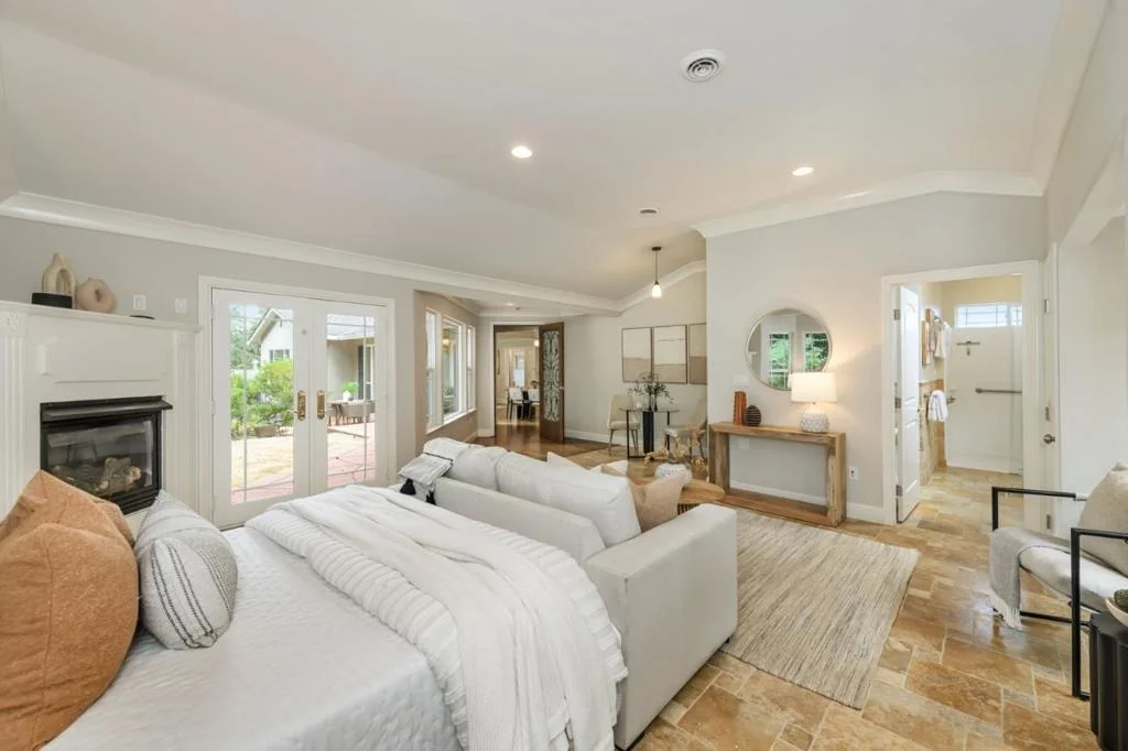 Photo of 1883 Parrott Drive