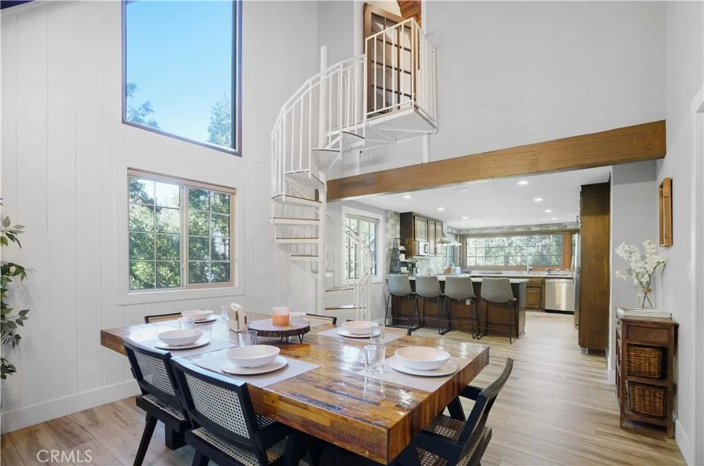 Photo of 135 S Fairway Drive