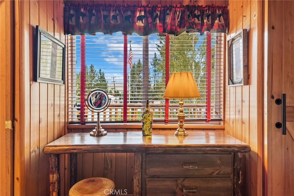 Photo of 40697 Beaver Lane