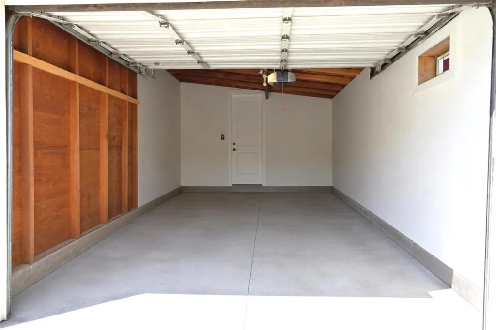 Photo of 18 W Cypress Avenue