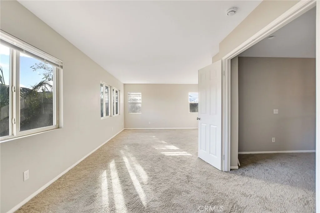 Photo of 307 Monument Parkway
