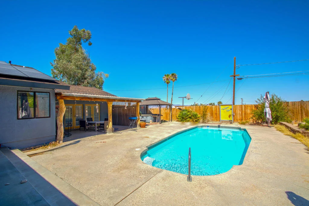 Photo of 71817 Samarkand Drive