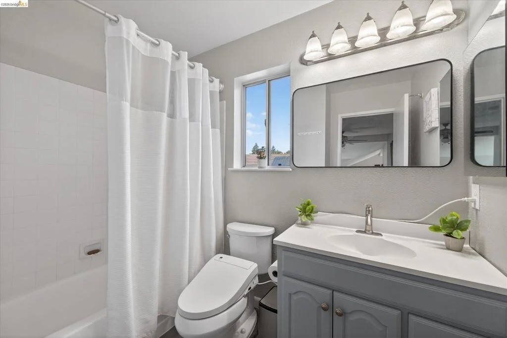 Photo of 1011 Amanda Cir