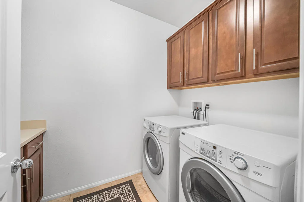 Photo of 42210 Summit Way