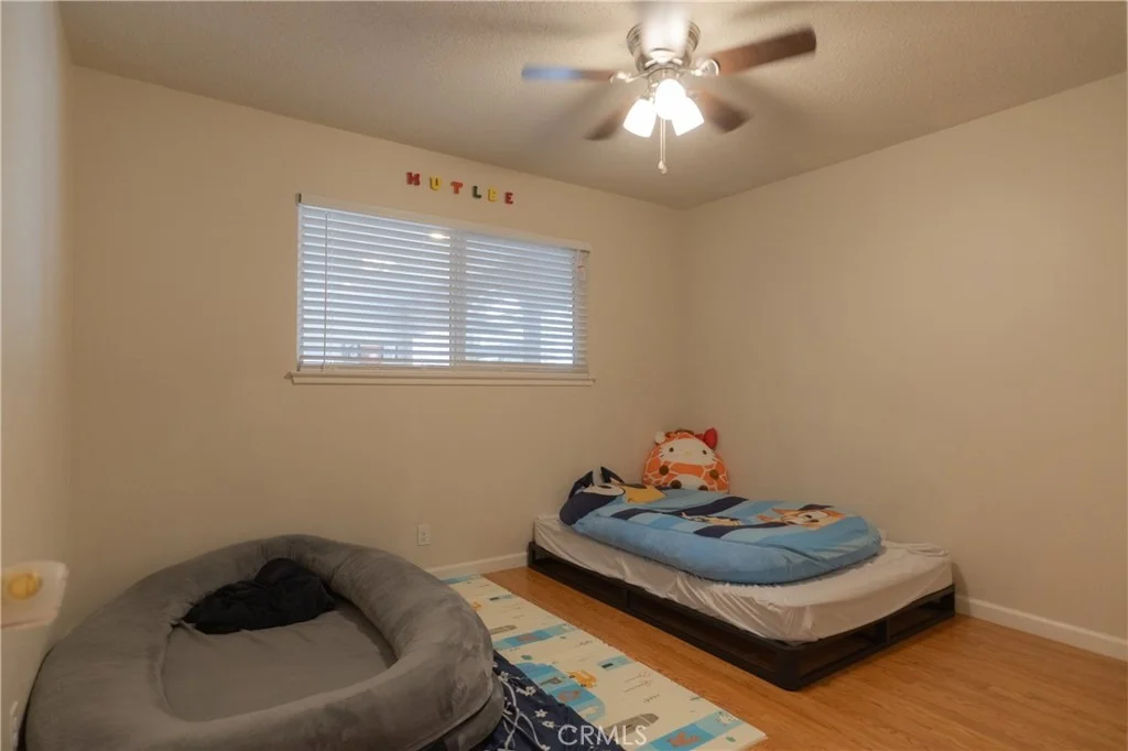 Photo of 2617 Agnes
