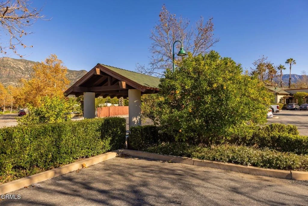Photo of Unit H at 407 Bryant Circle