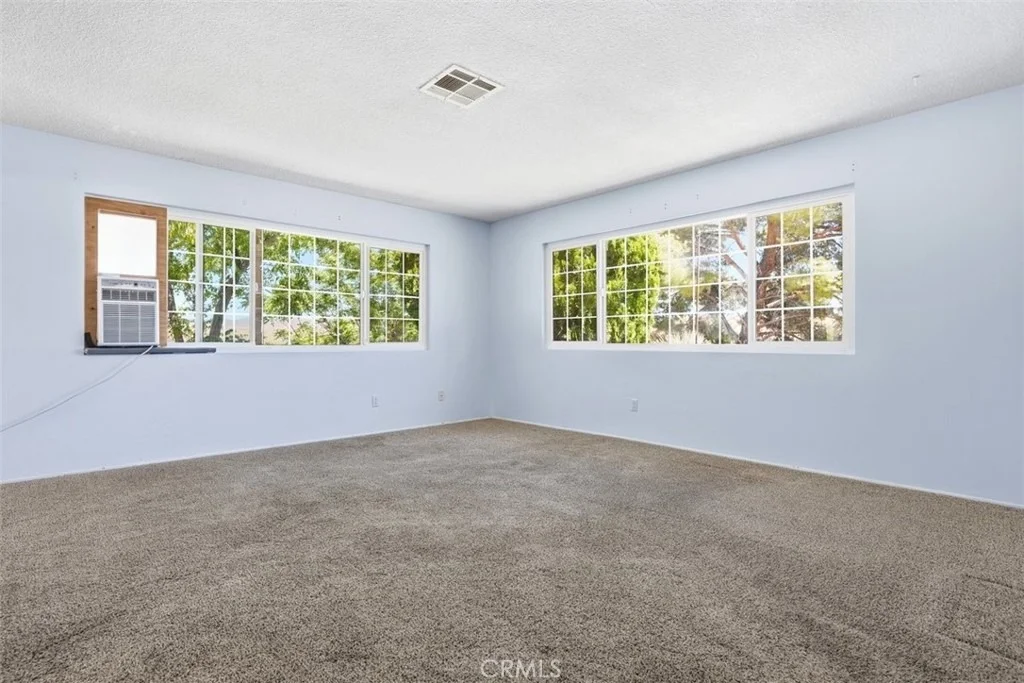 Photo of 49084 Mojave