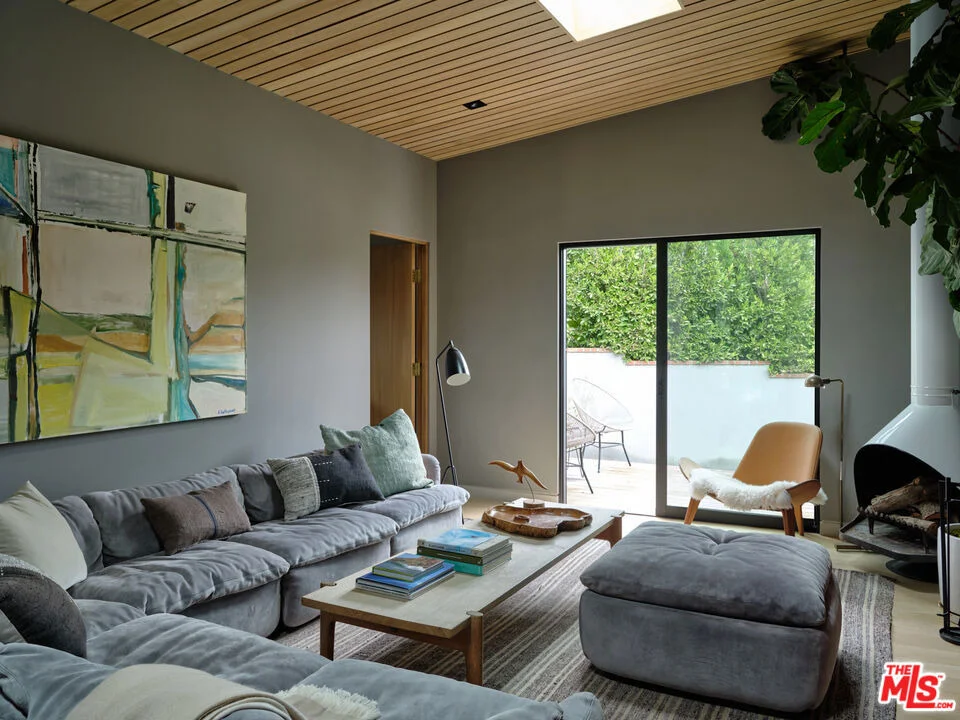 Photo of 6738 Wildlife Road