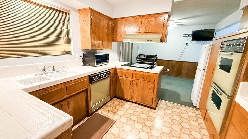 Photo of 42055 Harmony Drive