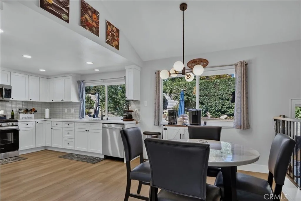 Photo of 2279 Shirley