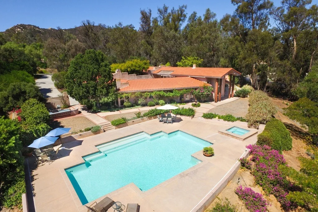 Photo of 13591 Summit Circle