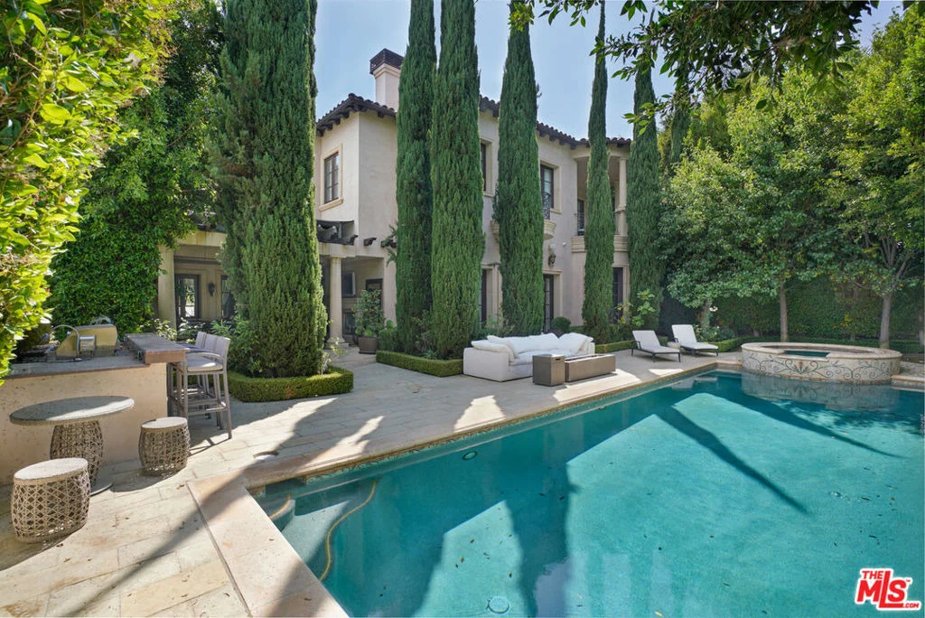 Photo of 620 WALDEN Drive