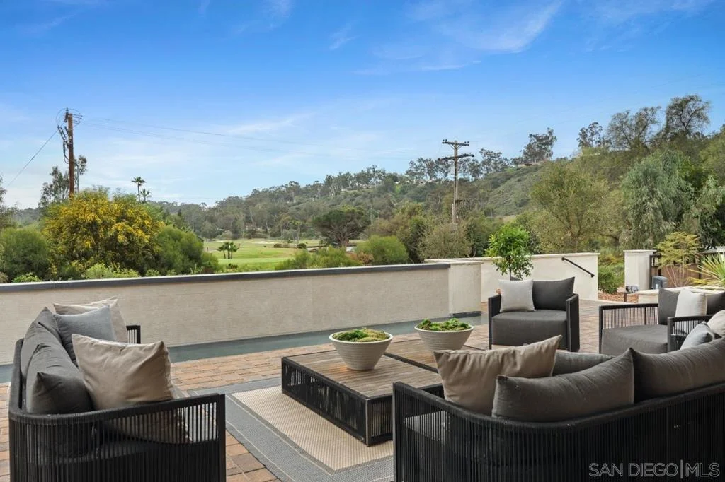 Photo of 5758 Las Palomas