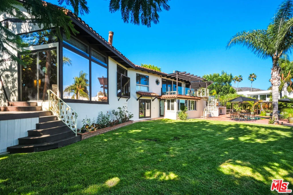 Photo of 3400 Coast View Drive
