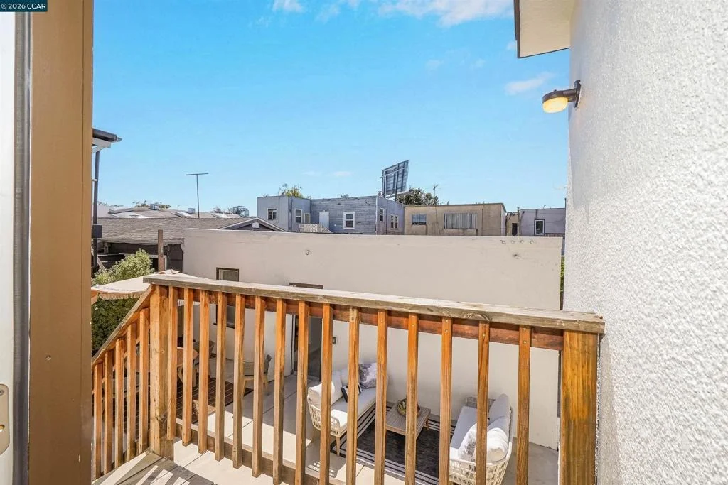 Photo of 1300 Kains Ave