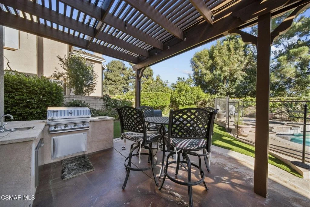 Photo of 584 Roosevelt Court