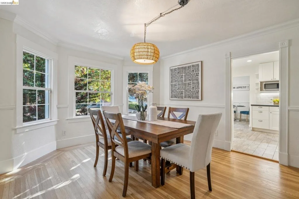 Photo of 1595 Dwight Way
