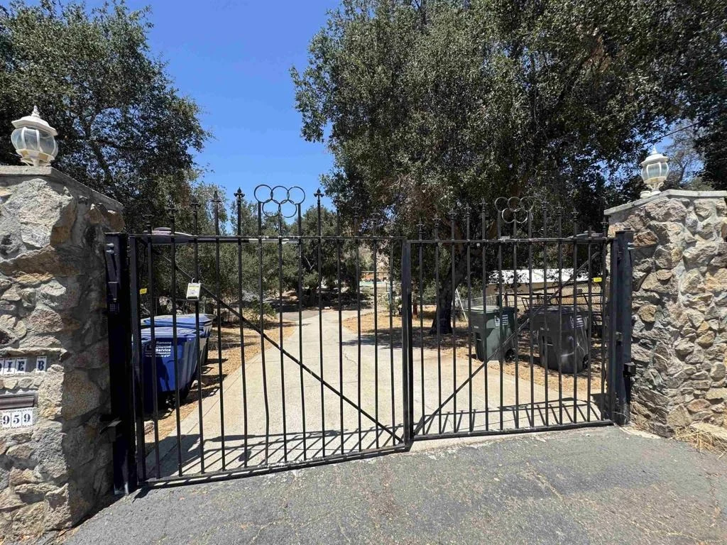 Photo of 18012 Mahogany Ranch Rd.