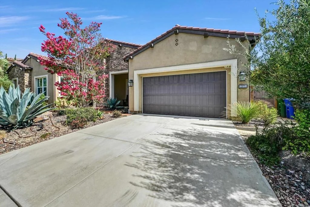 Photo of 2571 Glasgow Drive