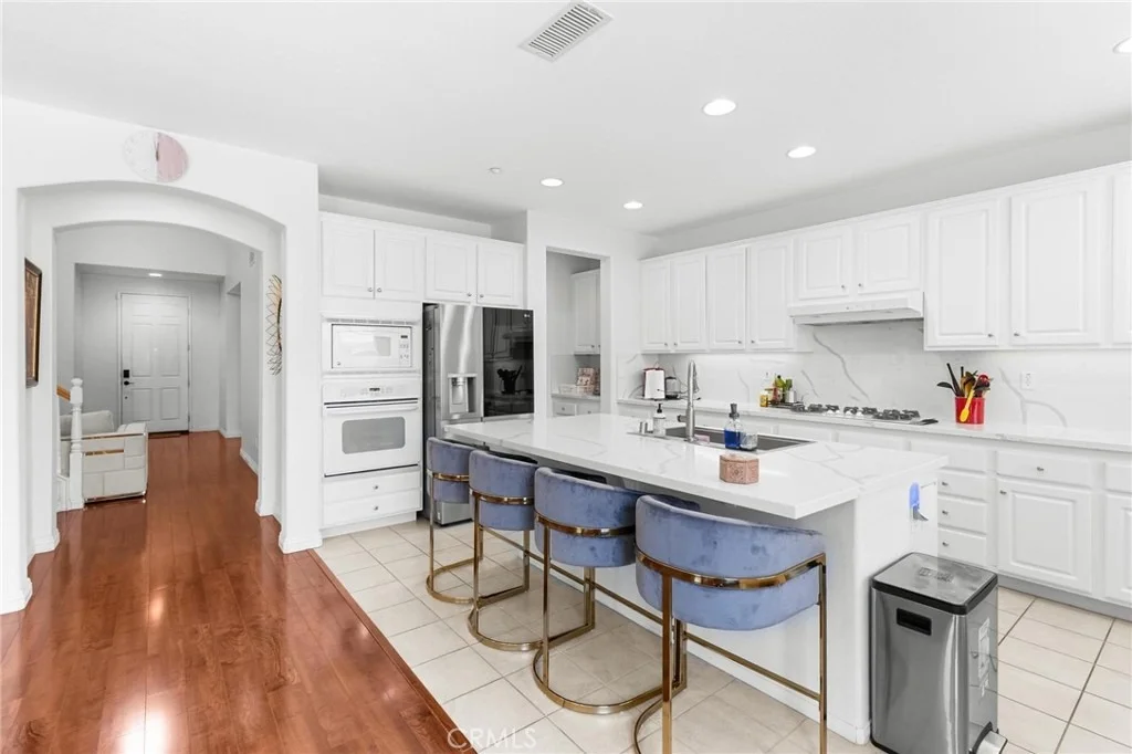 Photo of 1663 Naranjo Court