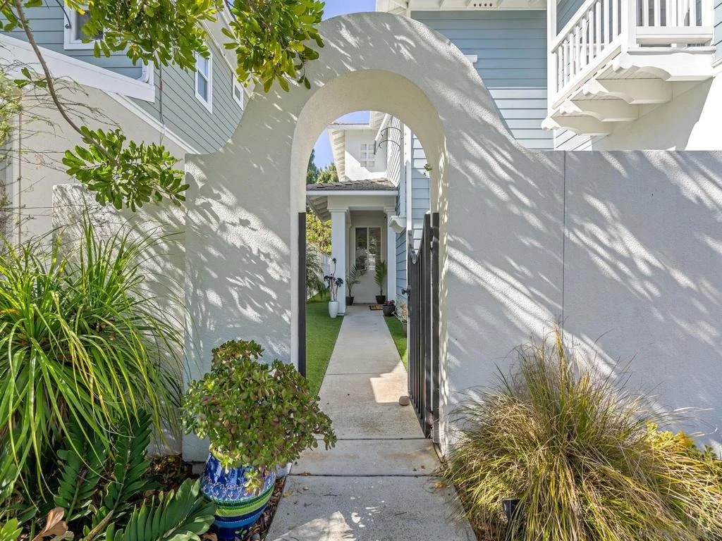 Photo of 4654 Vereda Mar Del Sol