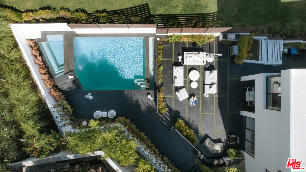 Photo of 9852 San Circle