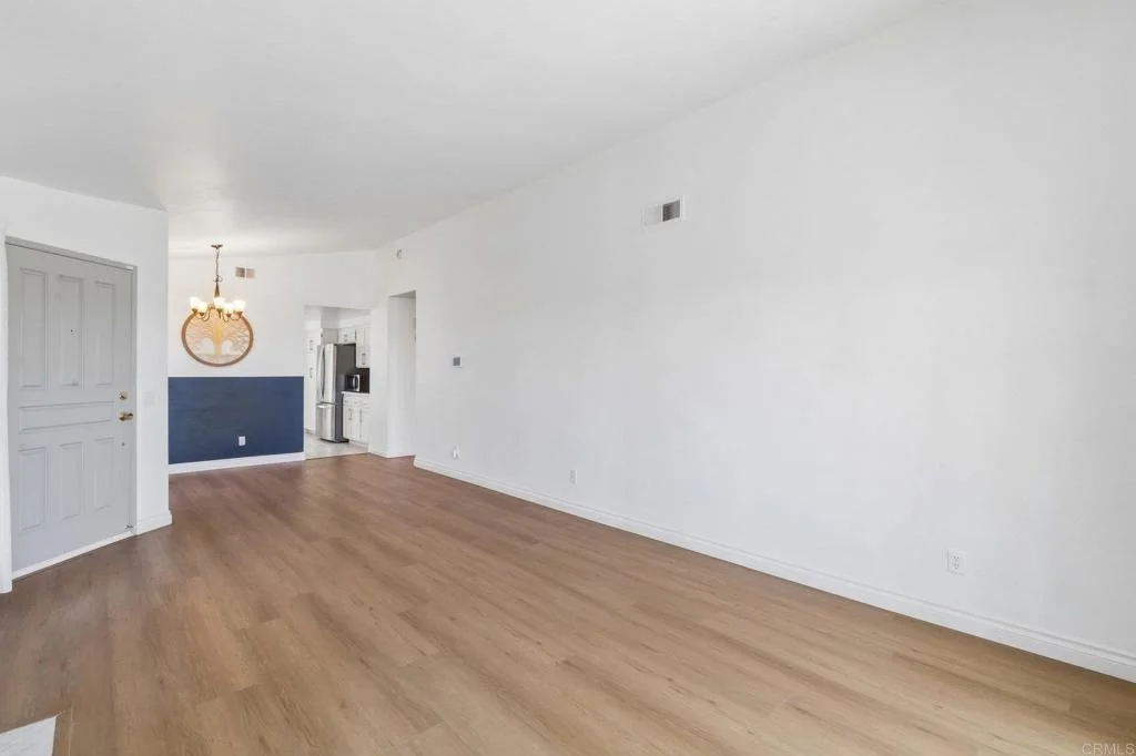 Photo of 2124 Redwood Crst