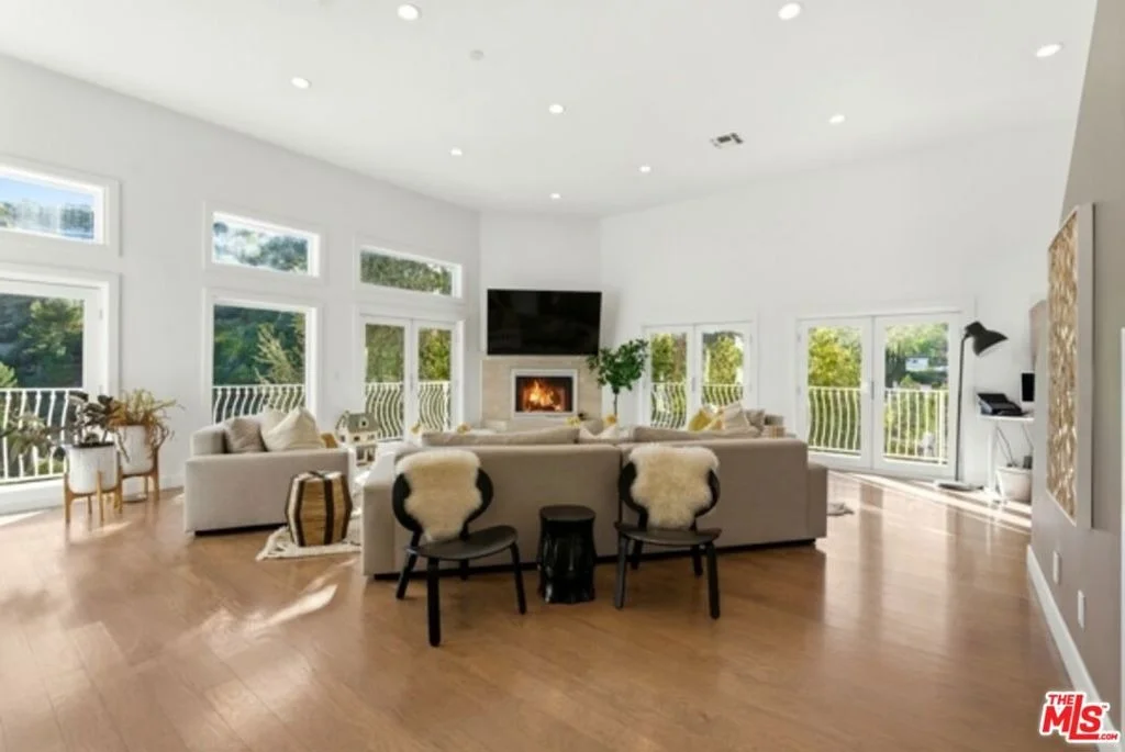 Photo of 7546 Devista Drive