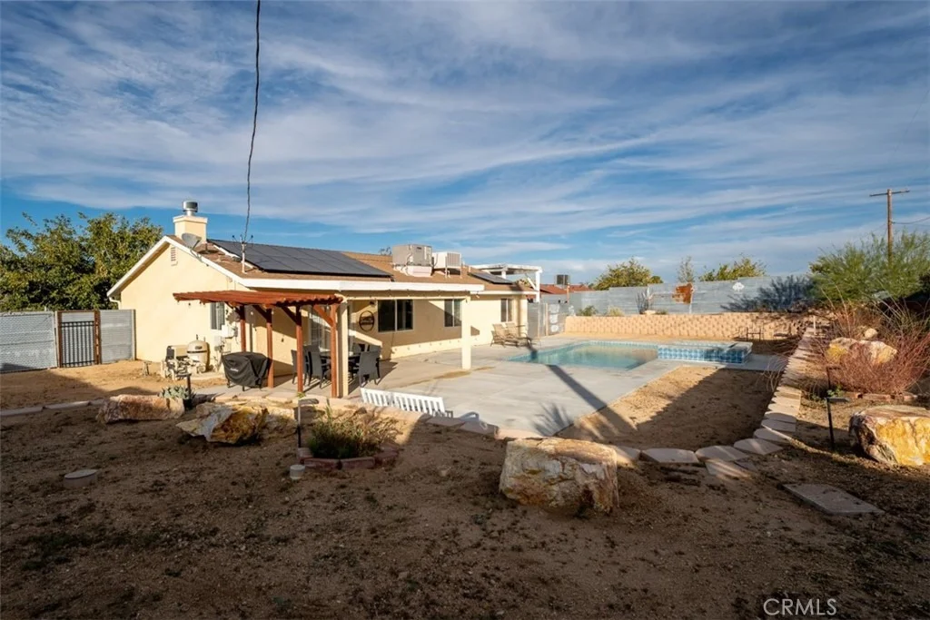 Photo of 60205 Latham Trl