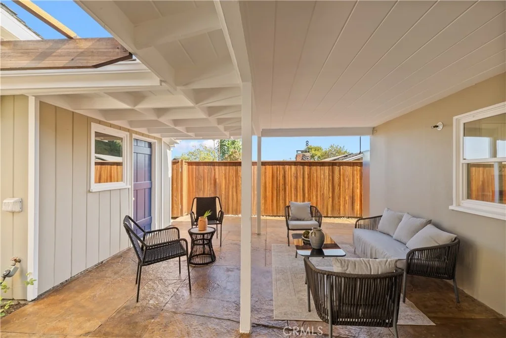 Photo of 1255 Hastings Ranch Drive