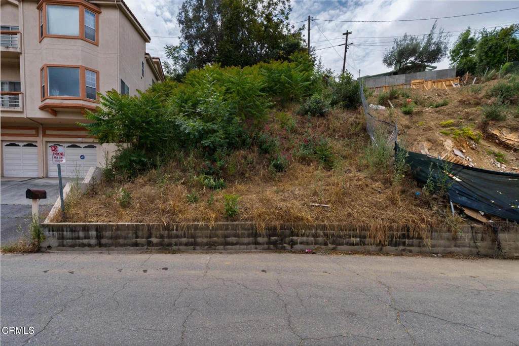 Photo of 2131 Hanscom Drive